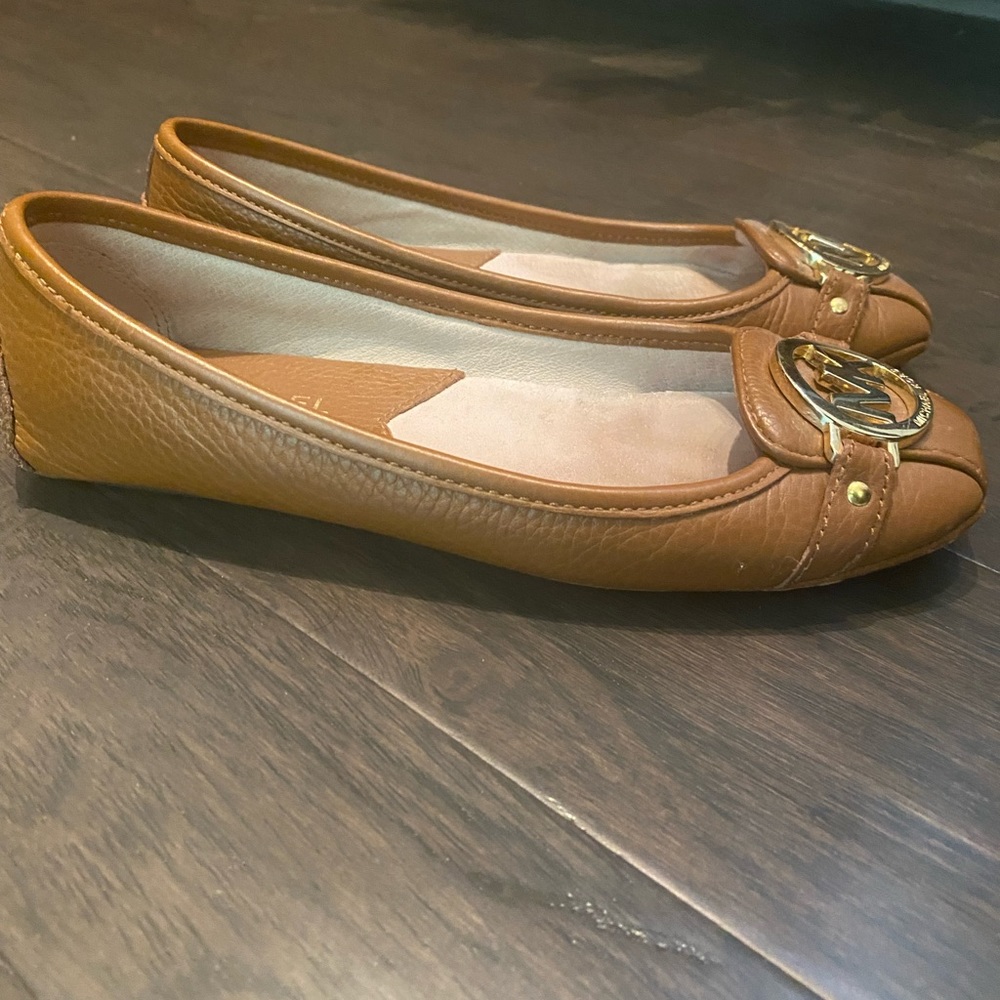 Michael kors flats